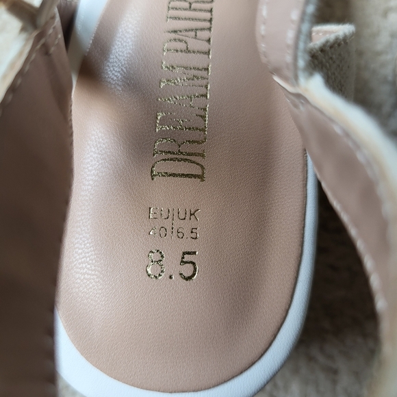 DREAM PAIRS White Ankle Strap Closed-Toe Espadrille Wedges Size 8.5 - Picture 11 of 11